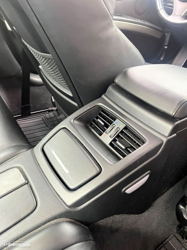 BMW 330 i - 22