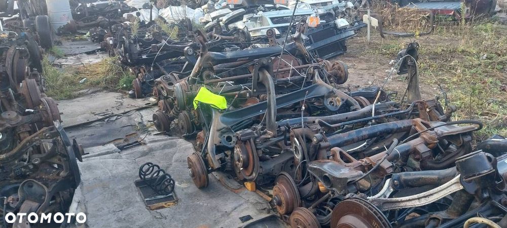 BELKA OŚ ZAWIESZENIA TYŁ BĘBNY Z ABS AMORTYZATORY SPRĘŻYNY FIAT IDEA - 7