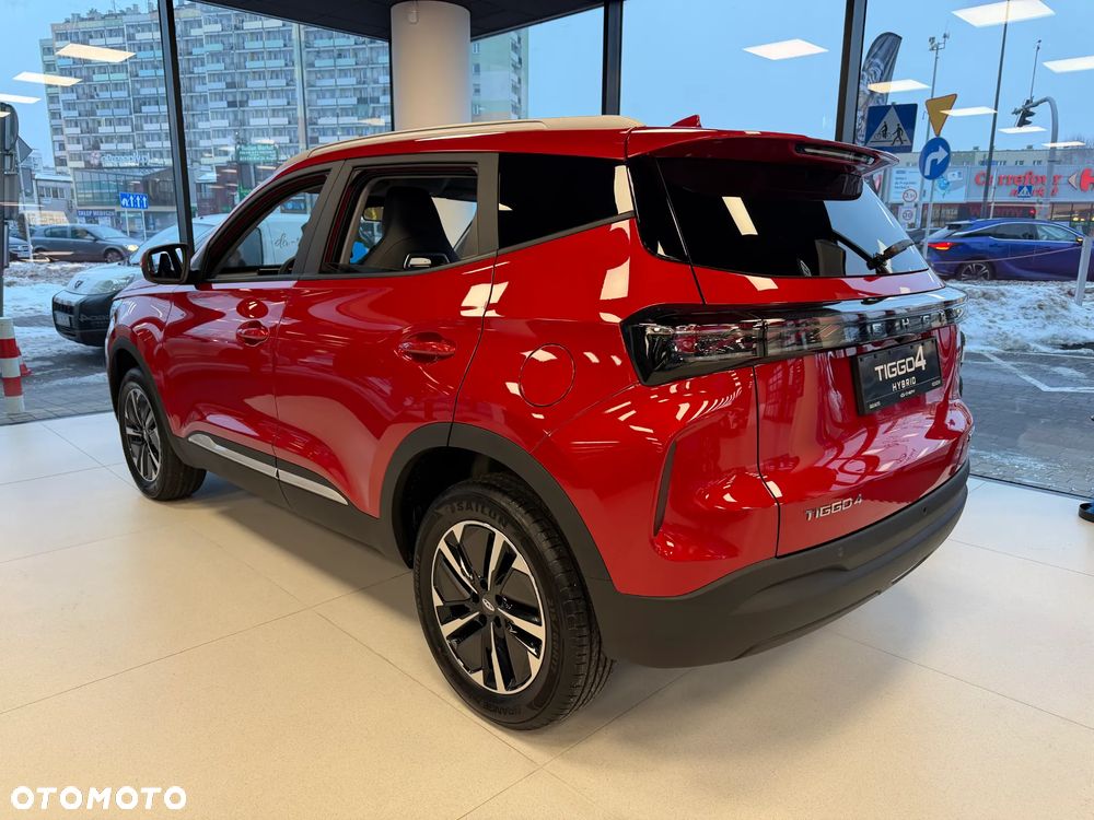 Chery Tiggo 4 1.5 T-GDI HEV Essential DHT - 8