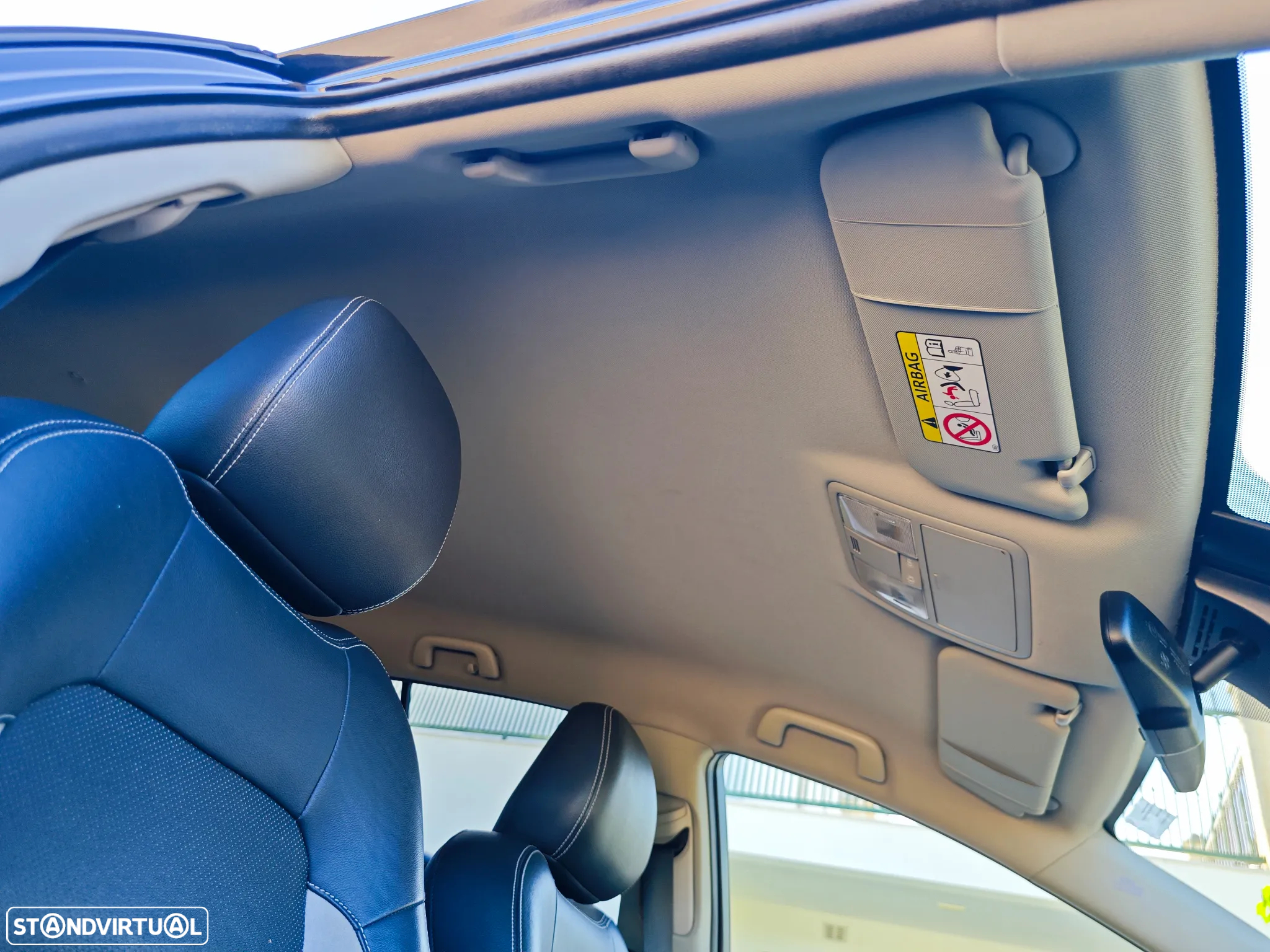 Toyota Avensis Touring Sports 2.0 D-4D Luxury+GPS - 12