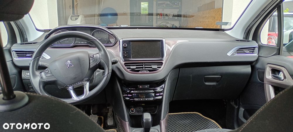 Peugeot 2008 1.2 Pure Tech Active - 5