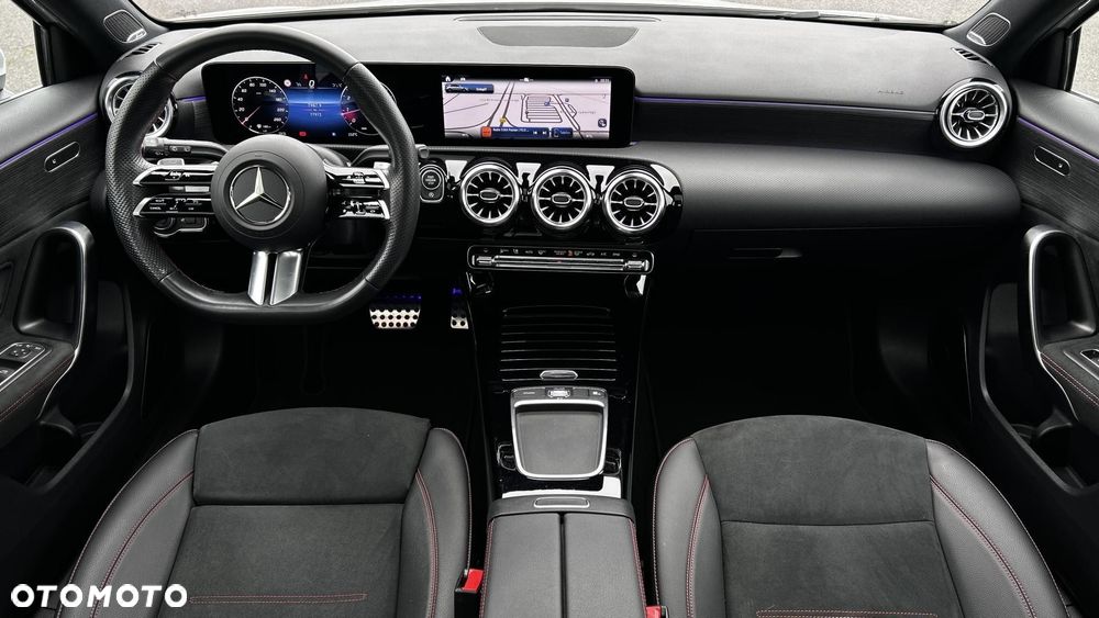 Mercedes-Benz Klasa A 220 4-Matic AMG Line 8G-DCT - 20
