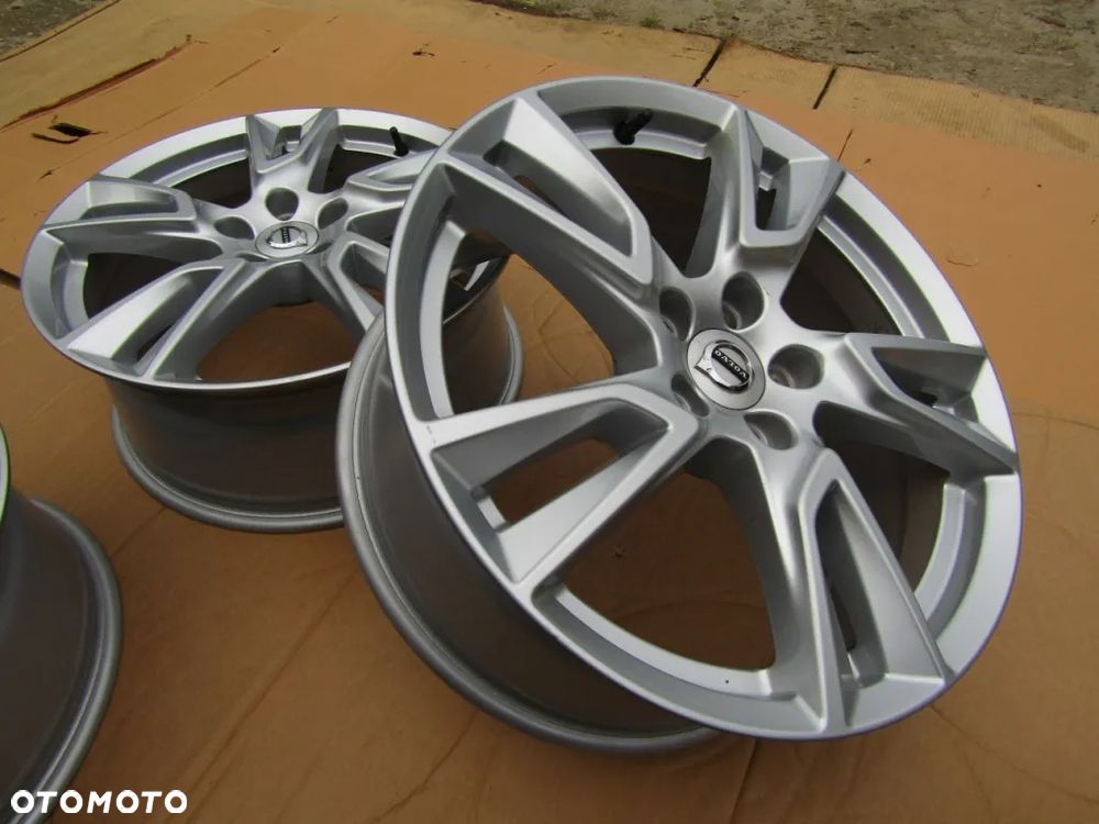 Felgi 18 Volvo XC40 XC60 XC 60 V90 S80 S90 Ford Focus Kuga Mondeo C-MAX - 18