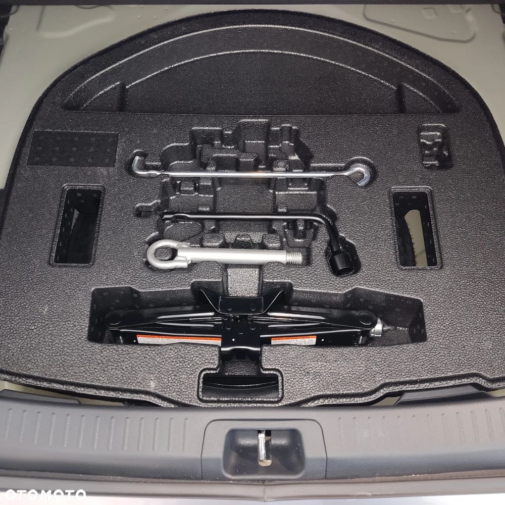 Toyota Corolla 1.5 Comfort MS - 24