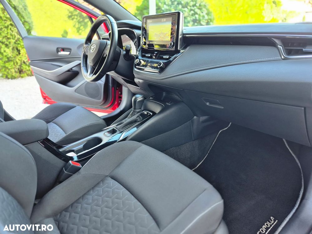 Toyota Corolla 1.8 Business Edition - 11