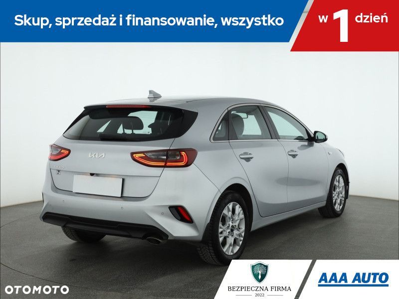 Kia Ceed - 7