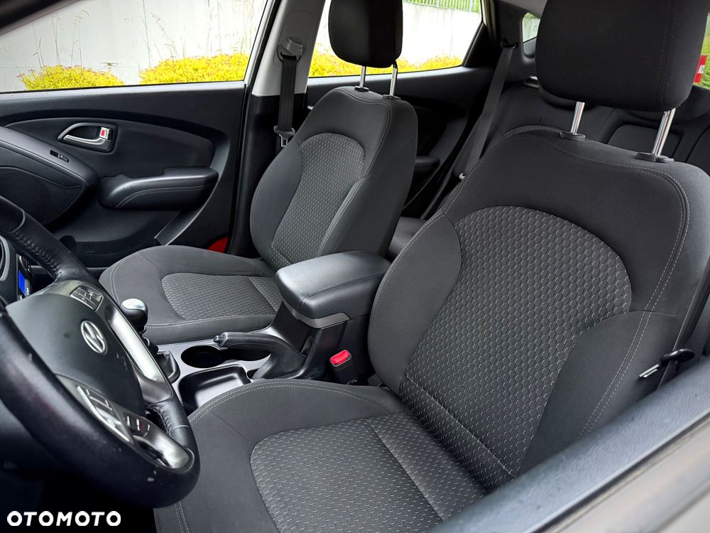 Hyundai ix35 1.6 2WD UEFA EURO 2012 Edition - 28