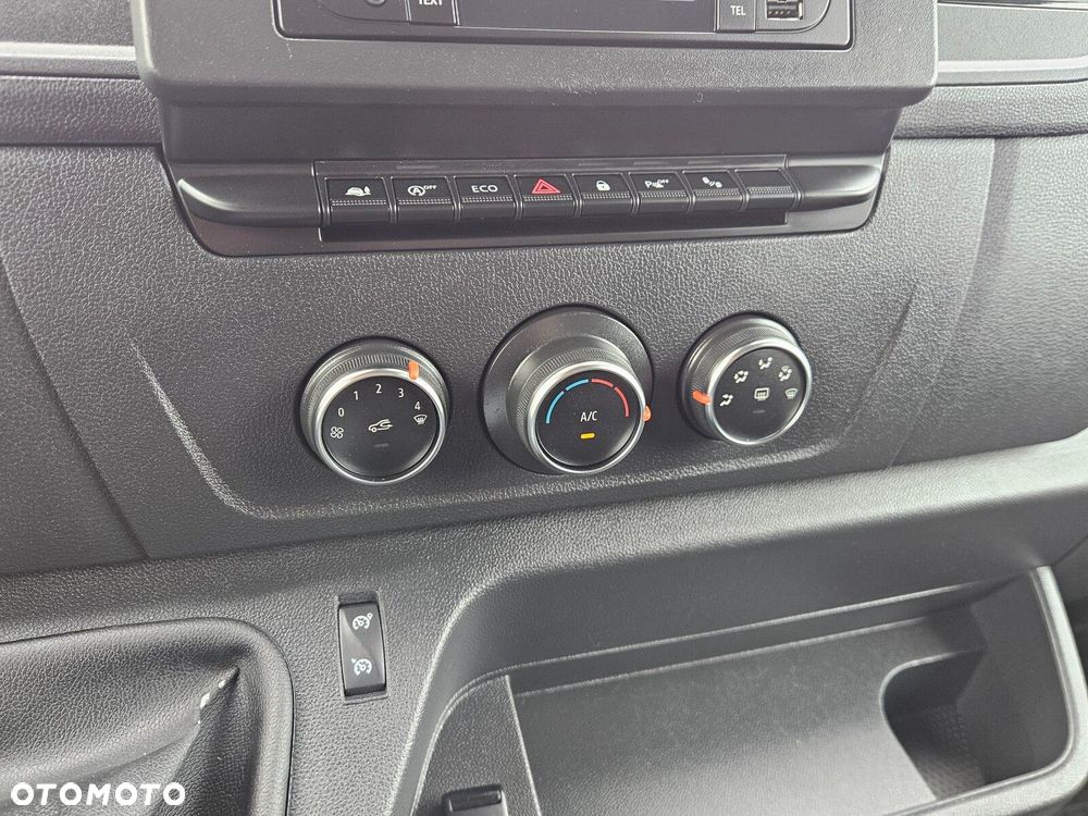 Renault Master L4H2 *119999zł Netto* Brygadówka 7 osób 2.3 dCi/145KM - 26