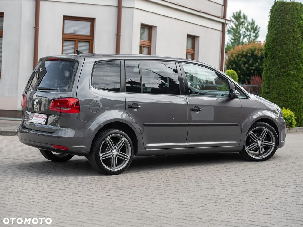 Volkswagen Touran 1.6 TDI DPF BlueMot Trendline - 14