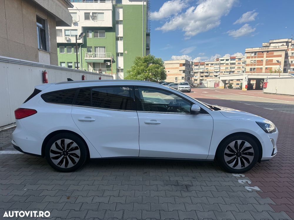 Ford Focus 1.5 EcoBlue Start-Stopp-System Aut. TITANIUM - 8