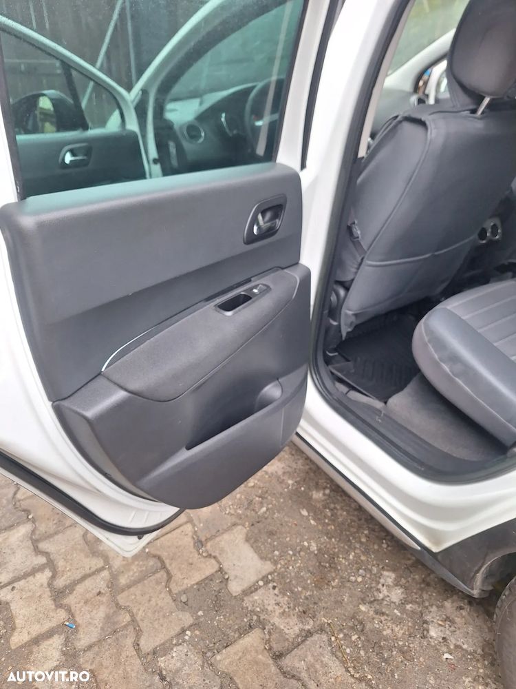 Peugeot 3008 - 8