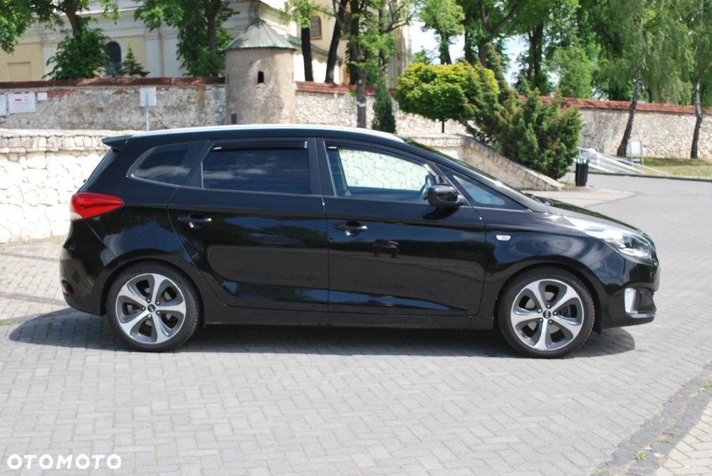 Kia Carens 1.7 CRDi XL 7os - 4