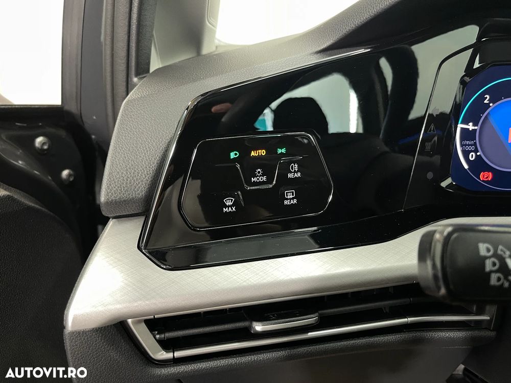 Volkswagen Golf 2.0 TDI 116CP DSG Life - 23