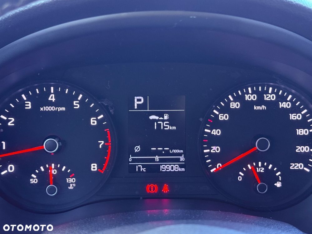 Kia Rio - 23