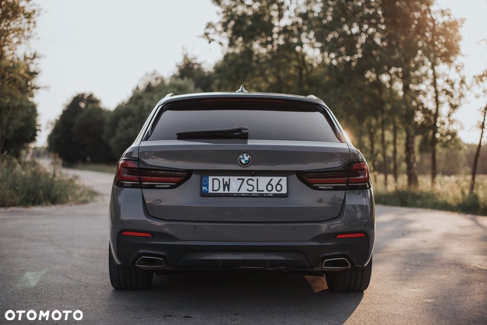 BMW Seria 5 520i - 9