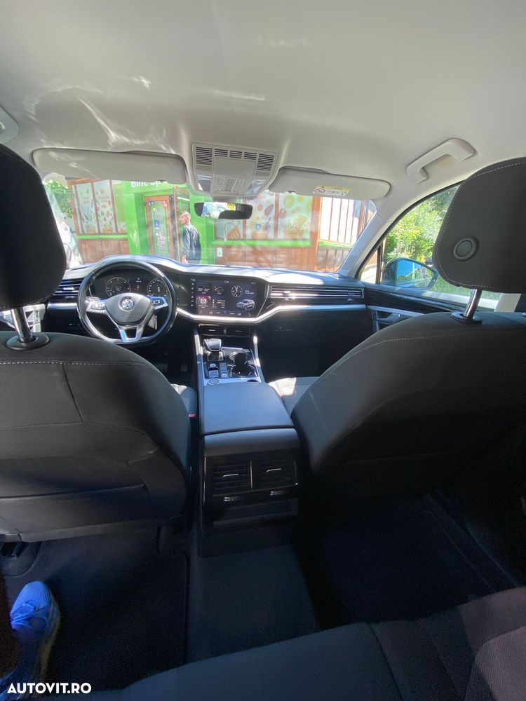 Volkswagen Touareg V6 TDI Elegance - 6