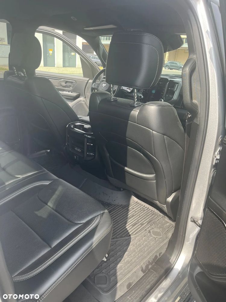 Dodge RAM 1500 5.7 4x4 - 15