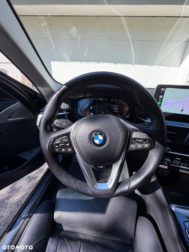 BMW Seria 5 530i xDrive Luxury Line - 10