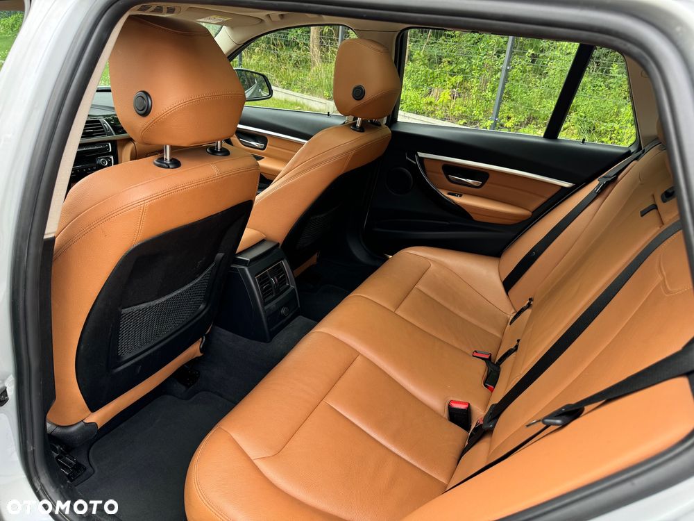 BMW Seria 3 318i GPF Luxury Line - 15