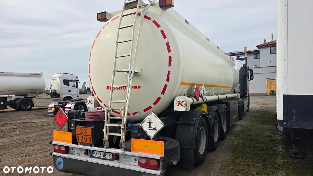 Setra/Kaessbohrer STB - 4