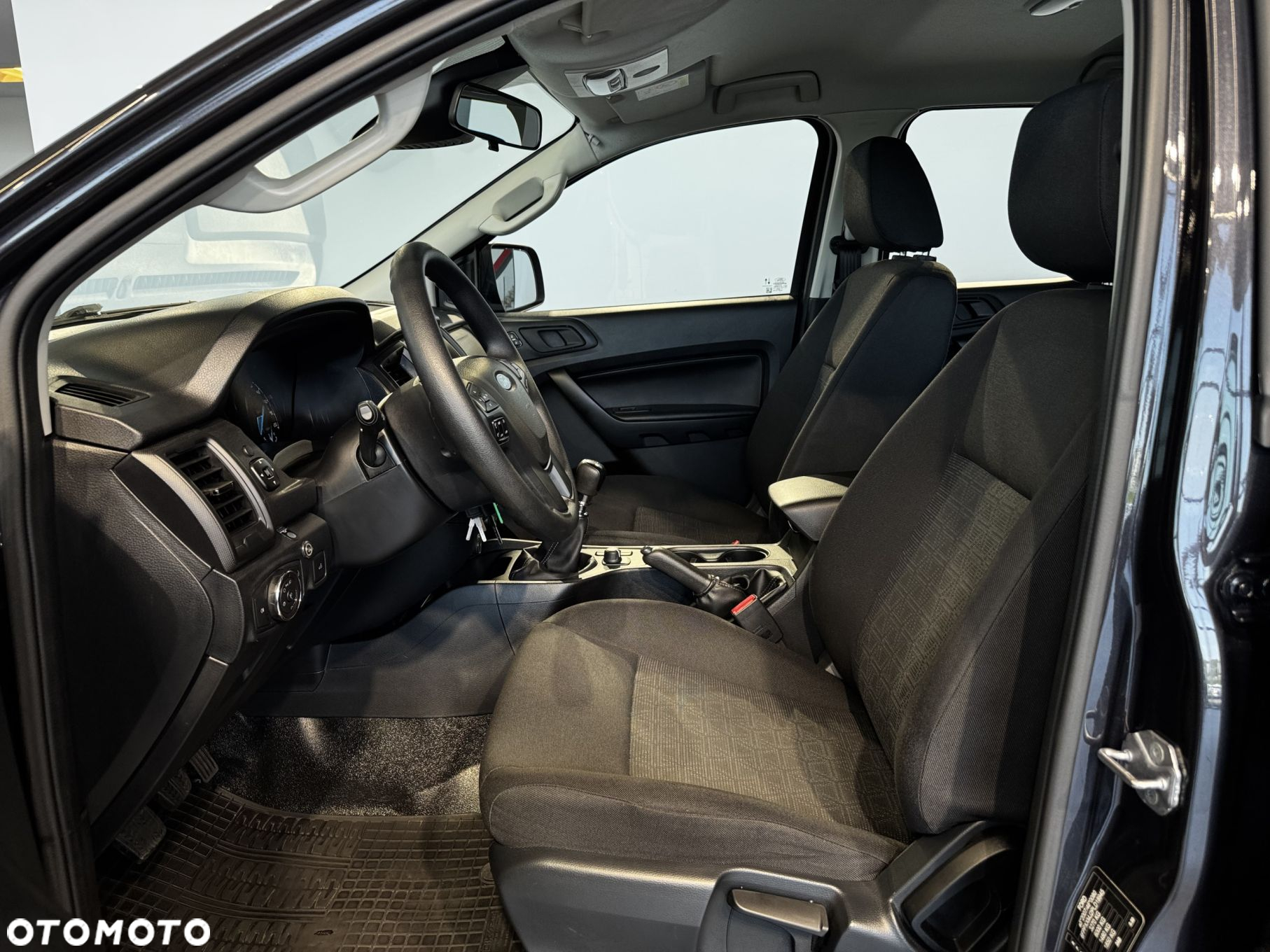 Ford Ranger - 12