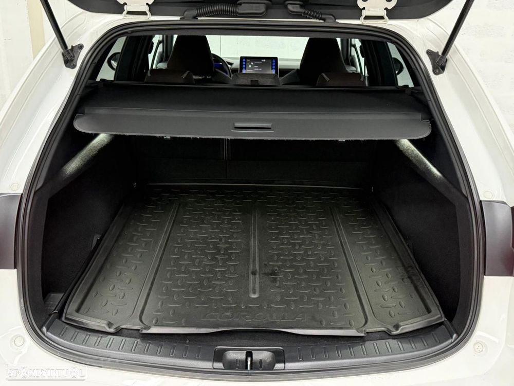 Toyota Corolla Touring Sports 1.8 Hybrid Trek - 39