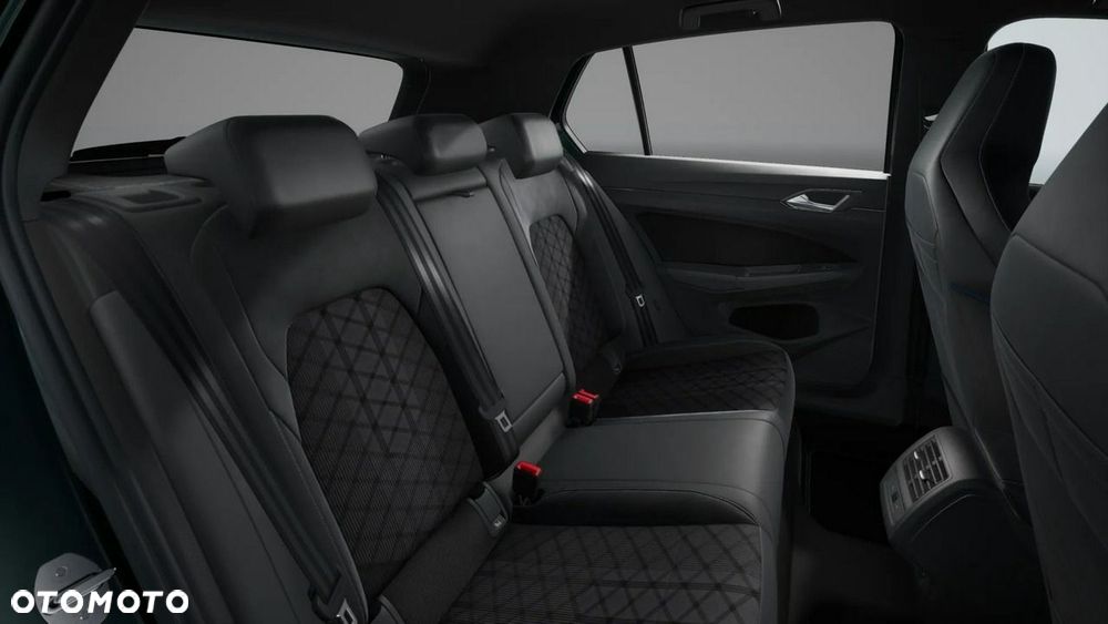Volkswagen Golf - 14