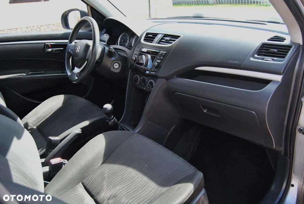 Suzuki Swift - 7