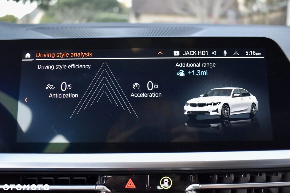 BMW Seria 3 330i M Sport - 17