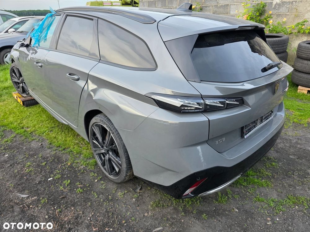 Peugeot 308 BlueHDi 130 EAT8 GT - 3
