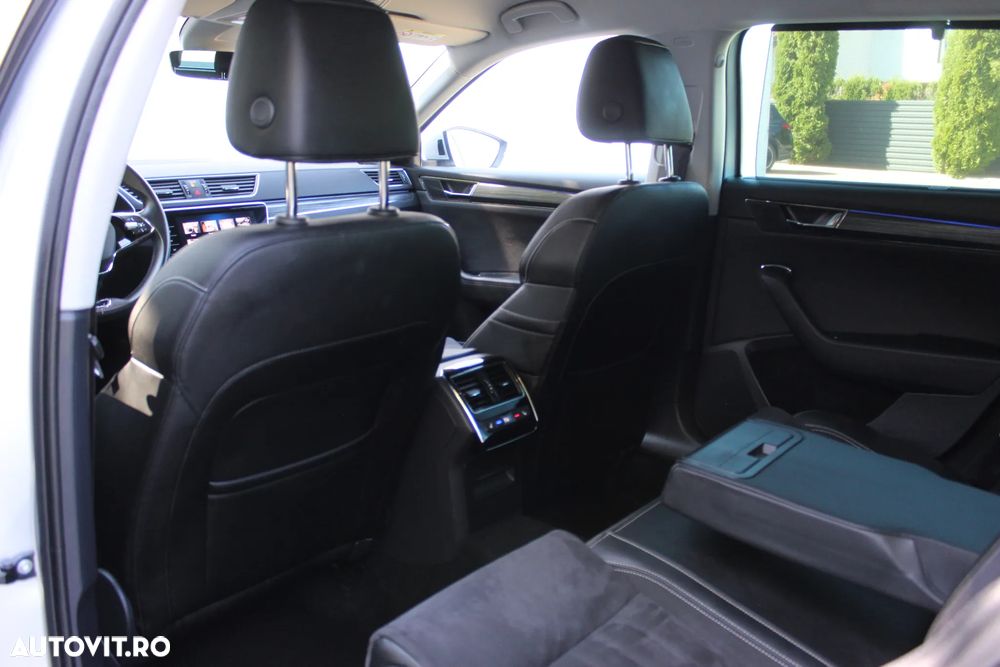 Skoda Superb 2.0 TDI 4X4 DSG Style - 25