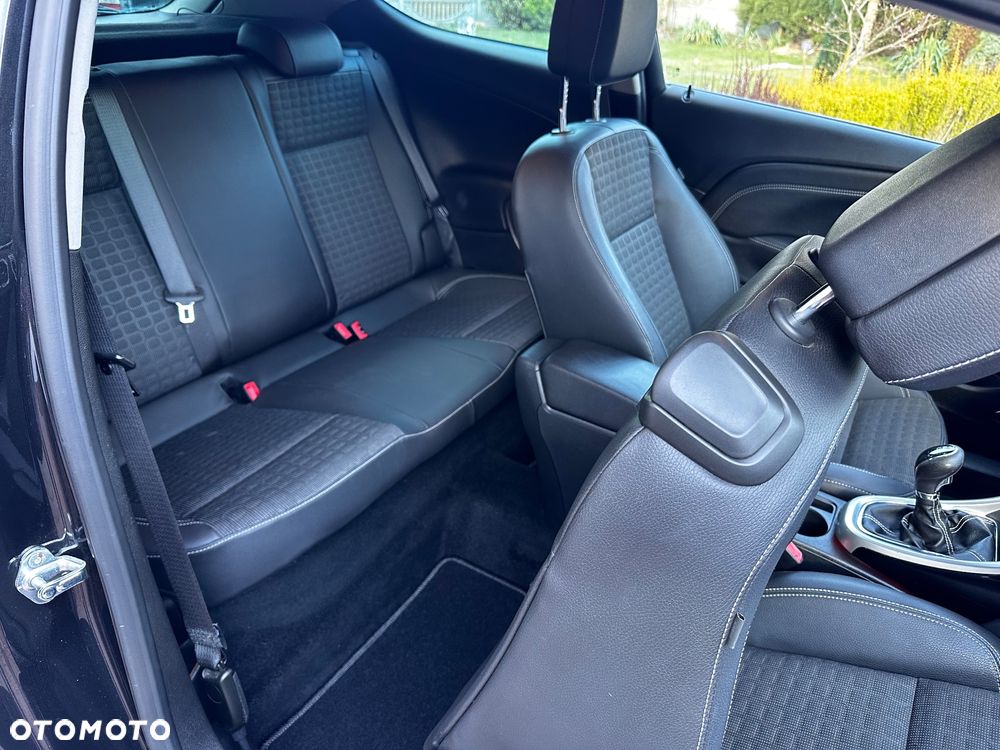 Opel Astra 1.6 Turbo Innovation - 36