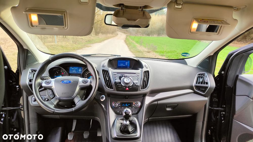 Ford Kuga 2.0 TDCi 4x4 Titanium - 8