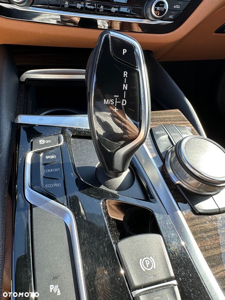 BMW Seria 5 - 8