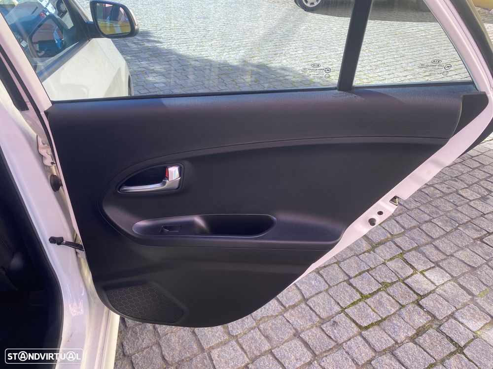 Kia Picanto 1.0 CVVT EX - 26