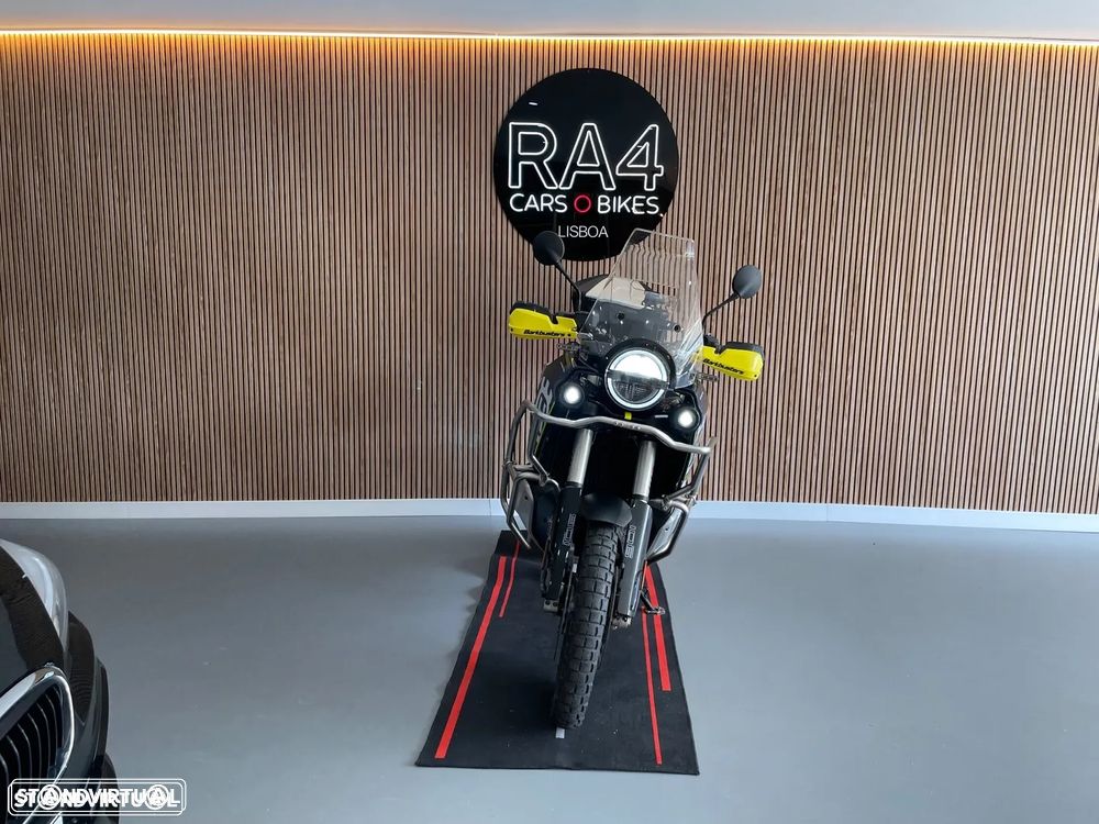 Husqvarna Norden 901 Expedition - 20