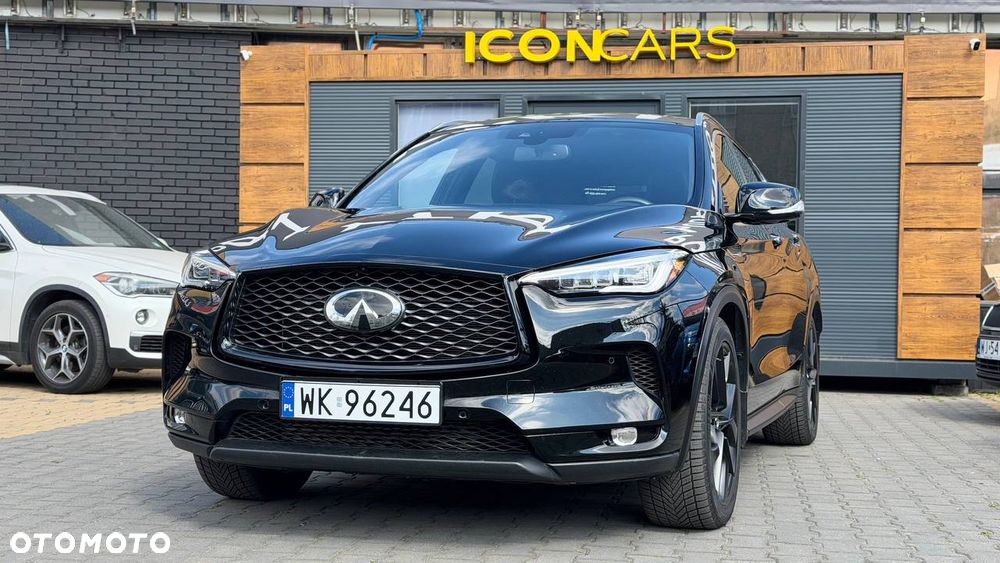 Infiniti Q50 2.0t Sport Sound Studio by Bose - 2