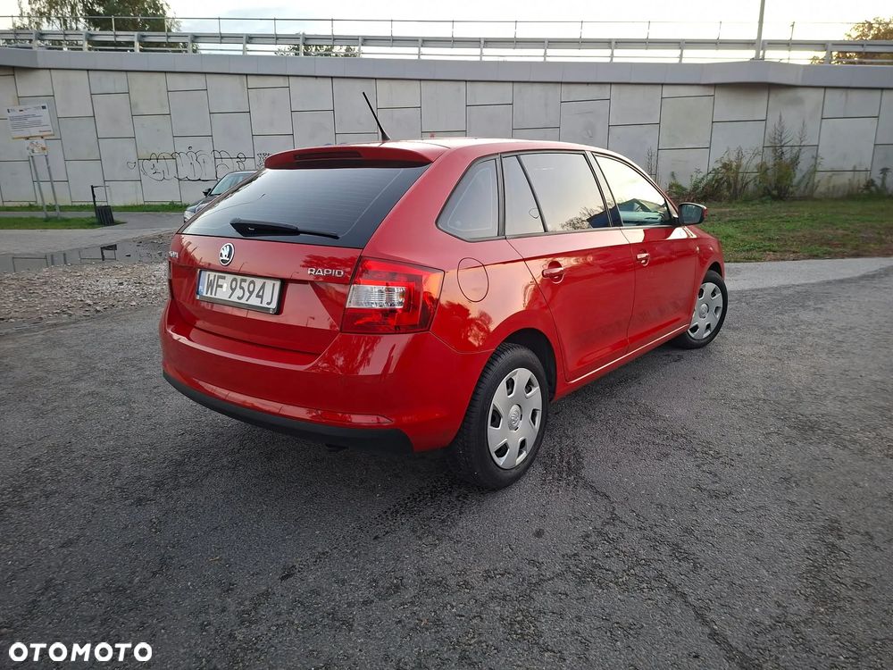 Skoda RAPID Spb 1.4 TSI Ambition DSG - 4
