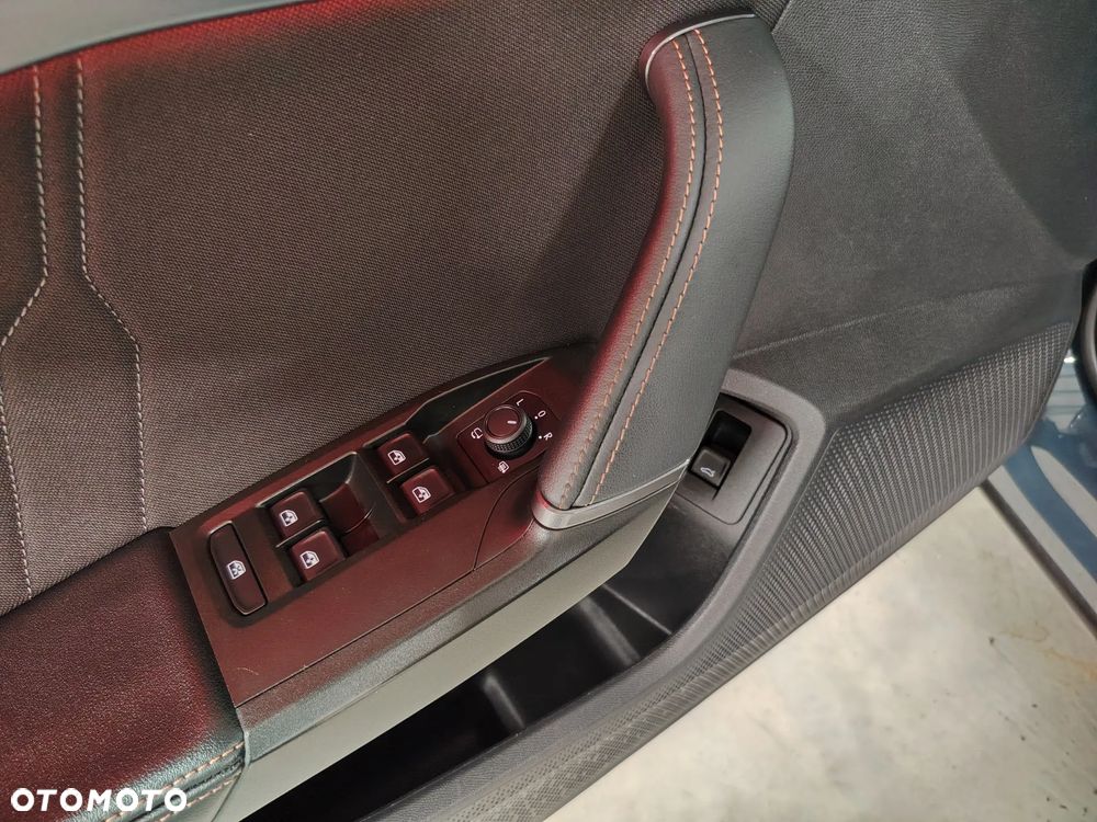 Cupra Formentor 1.5 eTSI DSG Tribe Edition - 33
