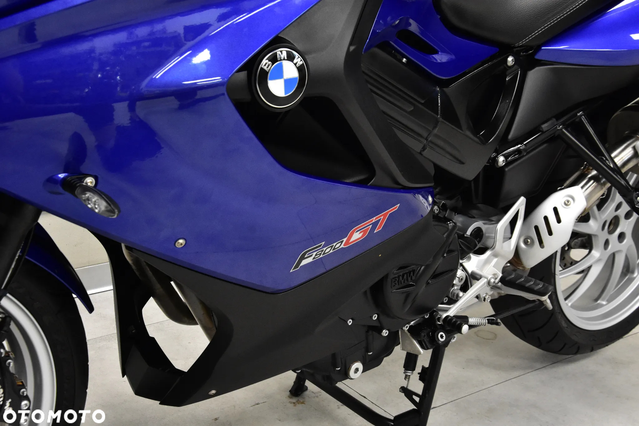 BMW F - 36