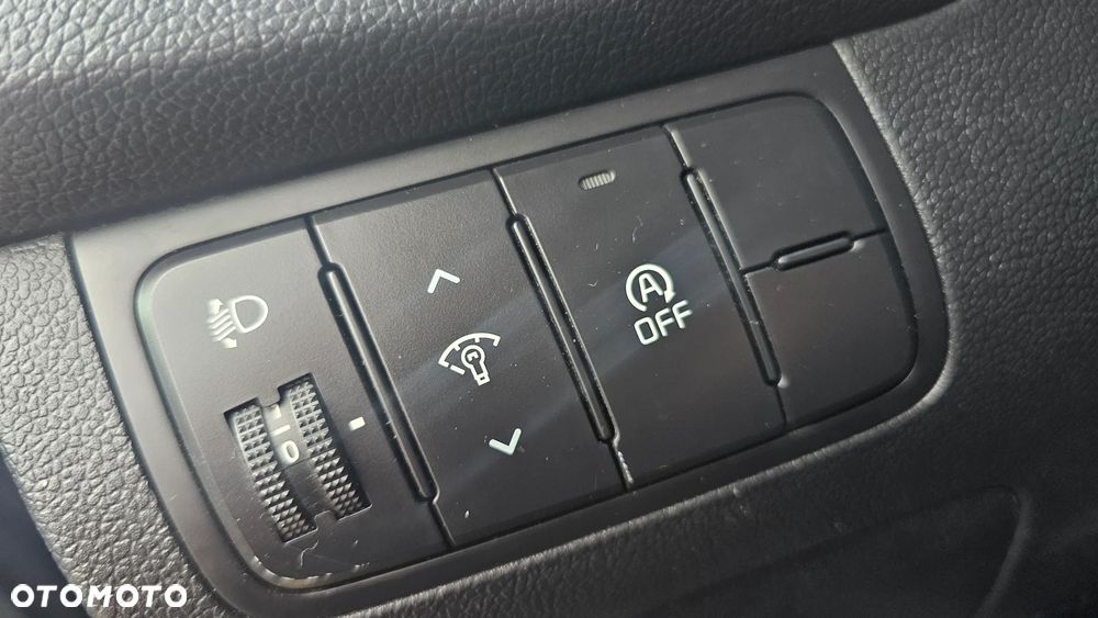 Kia Ceed 1.4 CVVT Dream Team Edition - 25