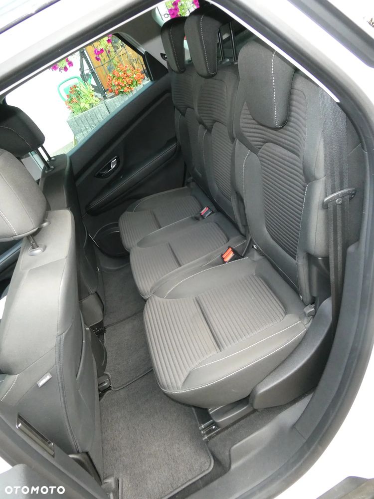 Renault Scenic - 22