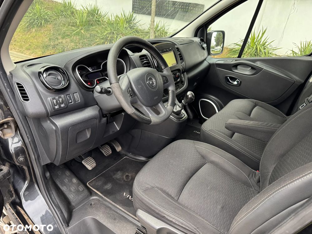 Opel Vivaro - 15