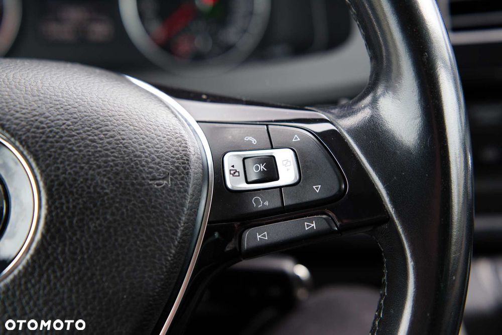 Volkswagen Transporter LONG Brygadówka - 26