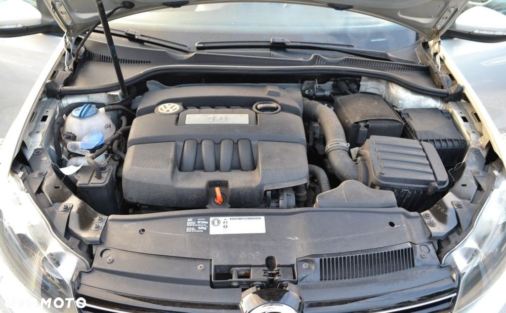 Volkswagen Golf - 18
