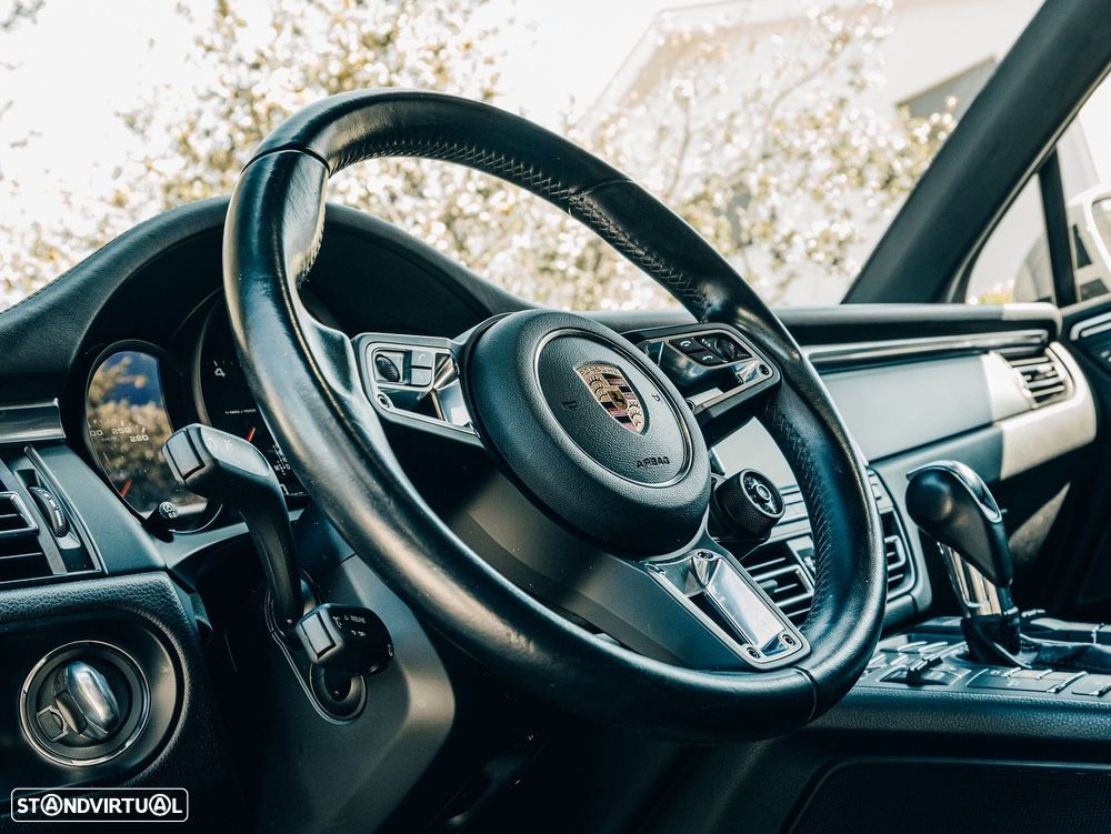 Porsche Macan 2.0T — fotografia 24