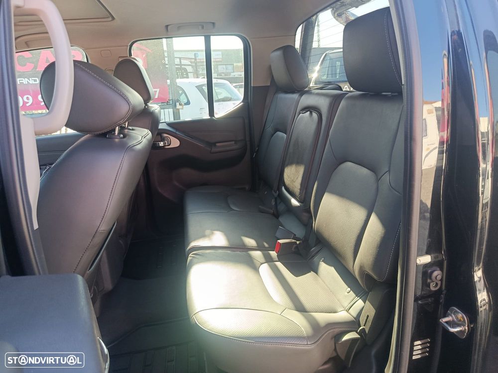 Nissan Navara 2.5 dCi CD LE 4WD - 21