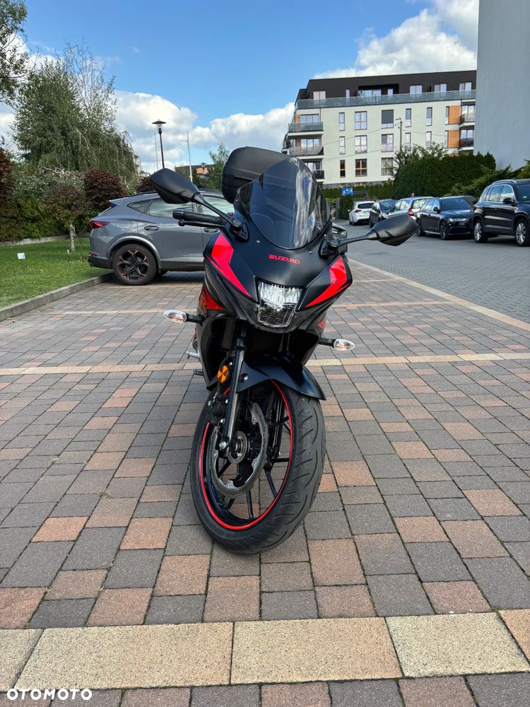 Suzuki GSX-R - 2