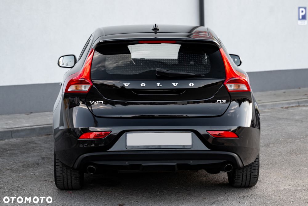 Volvo V40 D3 Geartronic Summum - 11