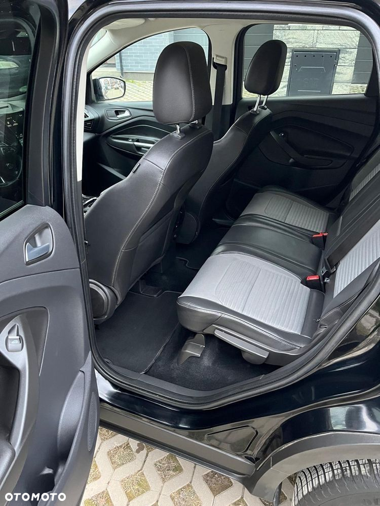 Ford Kuga 1.5 EcoBoost 4x4 Titanium - 21